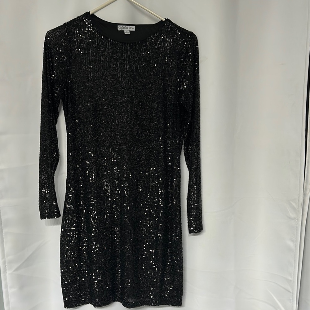 Chic Black Embellished Sequin Long Sleeve Dress